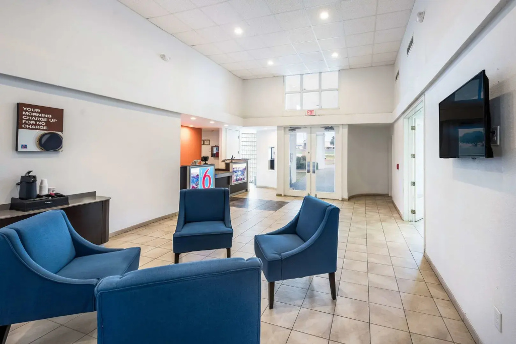 Motel 6-Irving, TX - Irving DFW Airport East