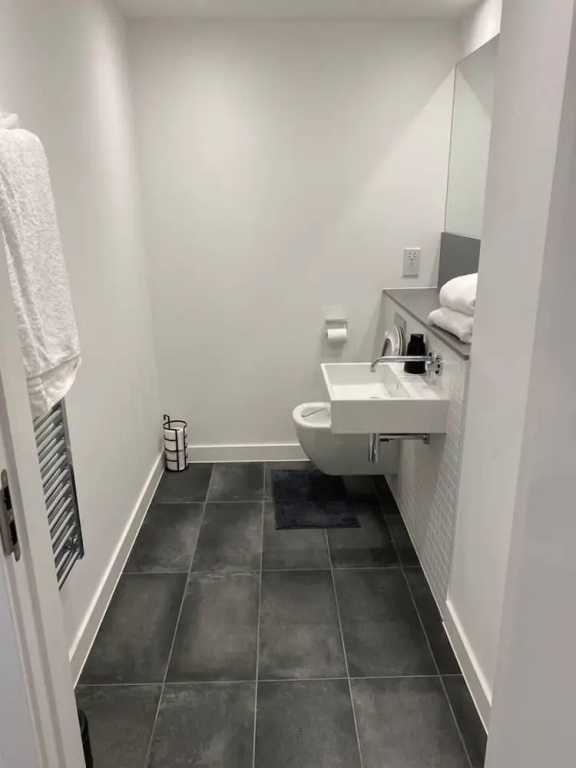 Charming 3-bed Apartment in London