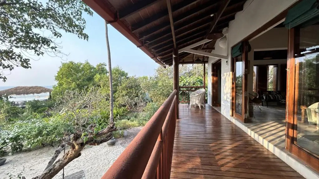 SaffronStays Stella Maris Beach House - 5BR pet-friendly beachfront estate with yoga pavilion, luxury tents & private Redi Beach access