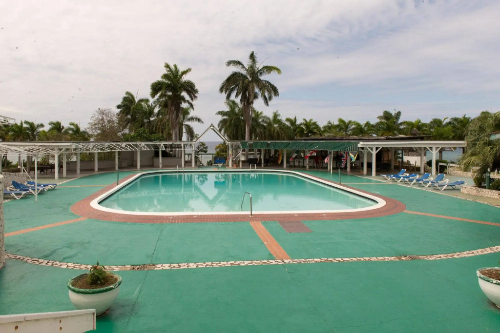 Seacastles Exora Beach Suite