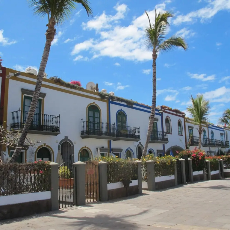 Puerto De Mogan Harbour 371 by El Sirocco