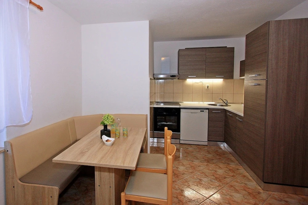 Apartments Jakšić - Žile