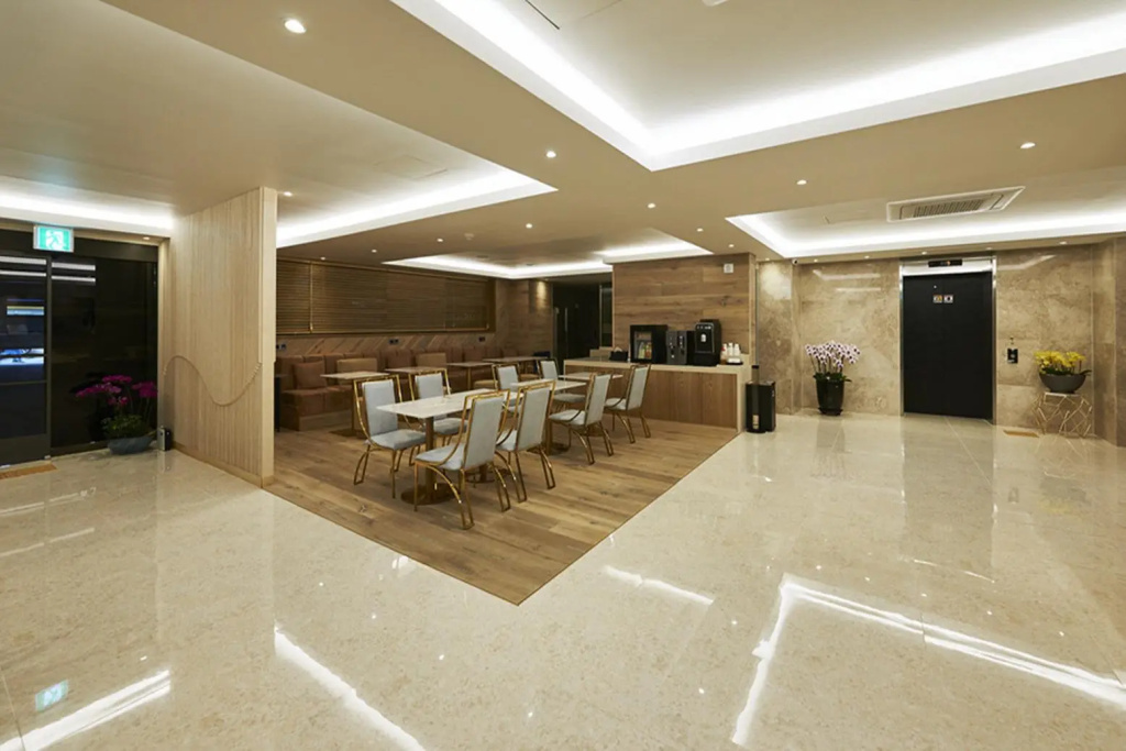 Hound Hotel Yeonsan