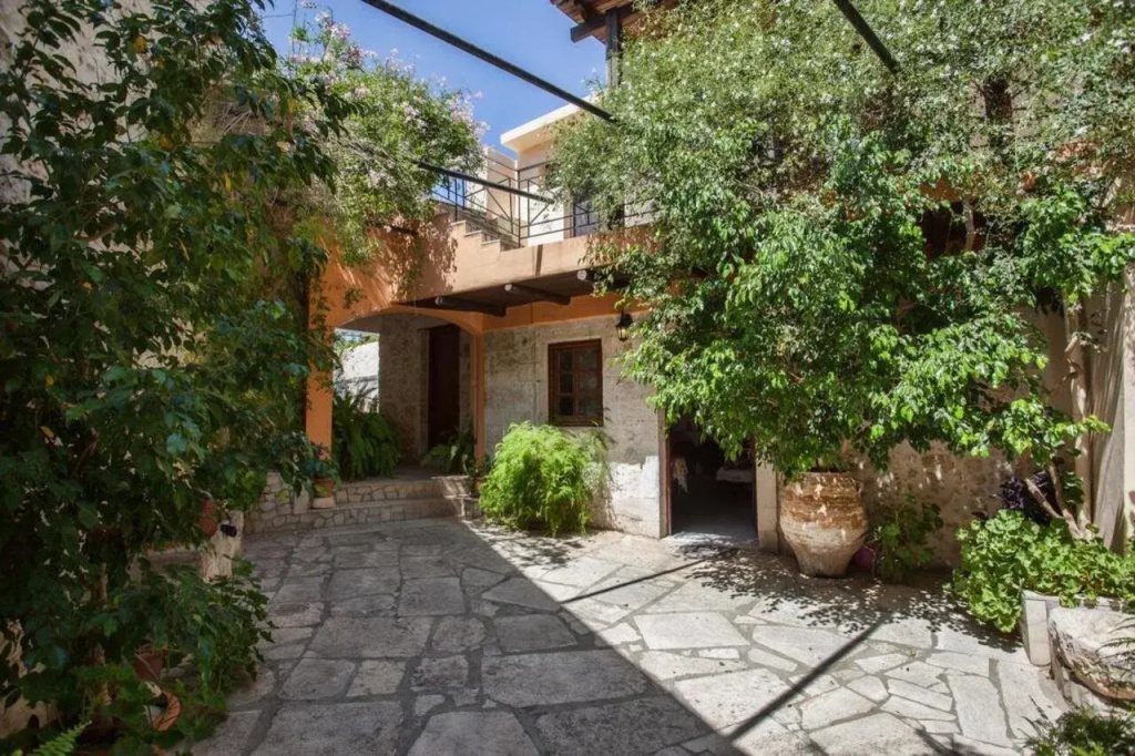Casa del Maestro