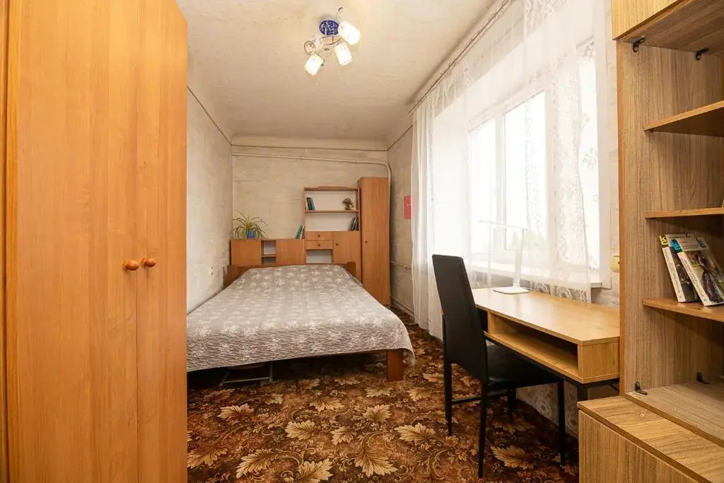 Comfortable apartments on Hrushevskogo street near 16 city hospital