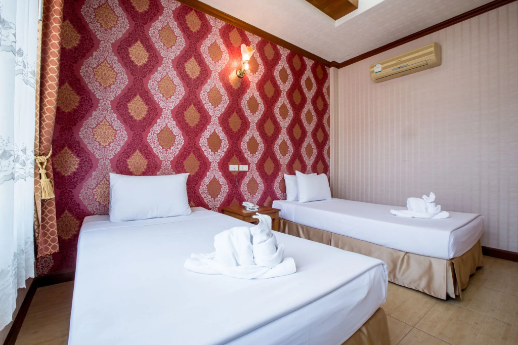 Juntra Resort and Hotel