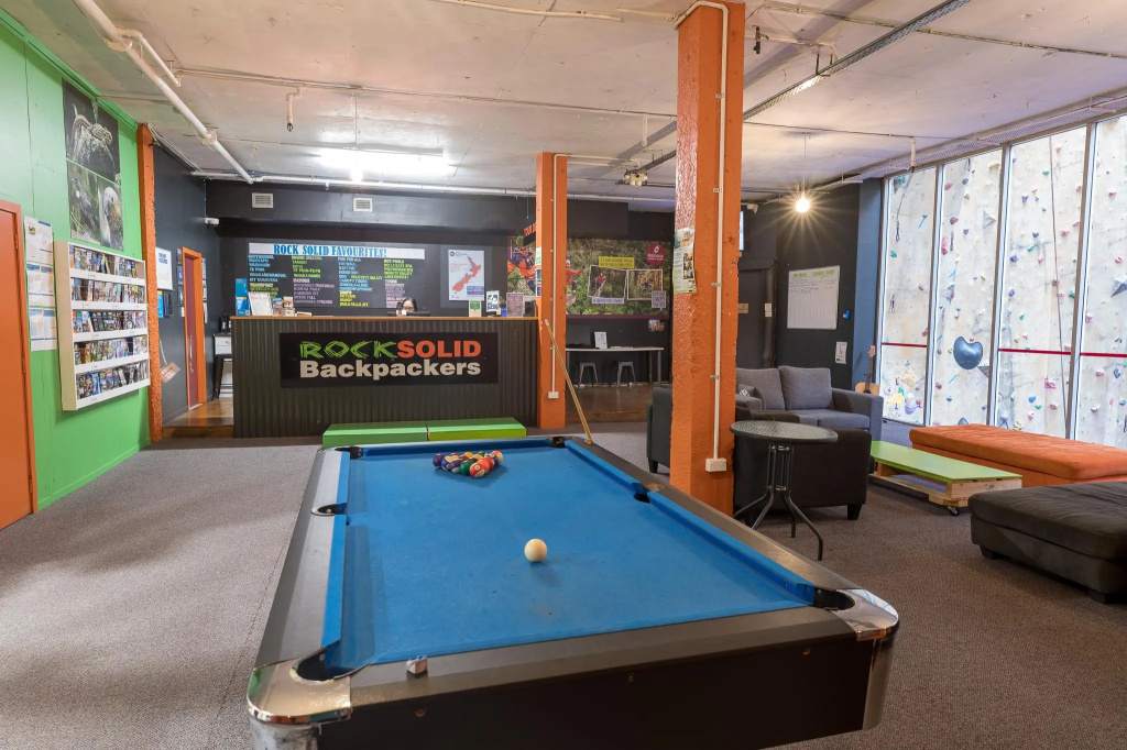 Rock Solid Backpackers Rotorua