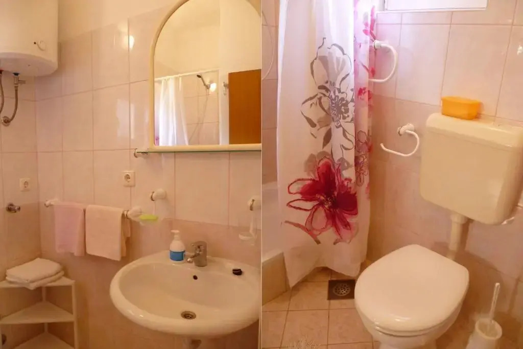 Apartments Sanda Tribunj