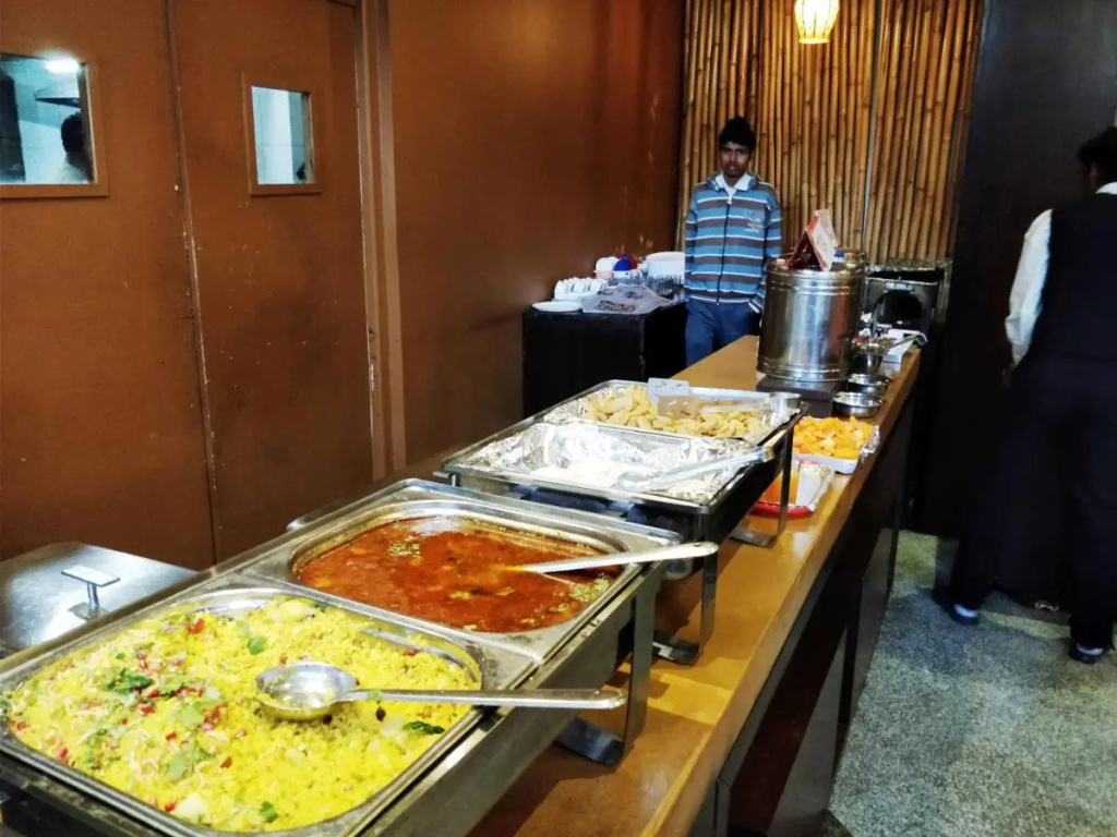 Hotel Mount Regency