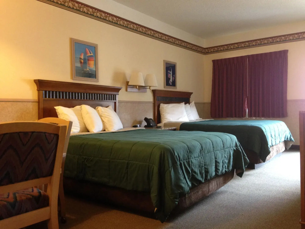 Silver Spruce Inn