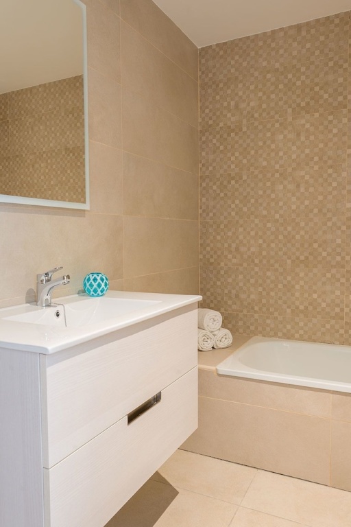ALB-Luxury 3 bedroom apt Nueva Andalucia