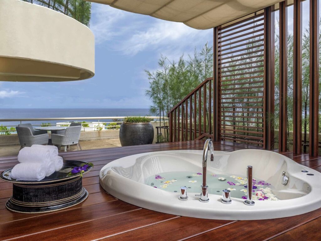 Pullman Phuket Karon Beach Resort