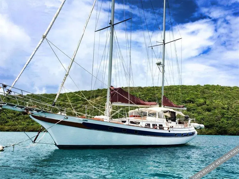 Culebra Bed & Breakfast on a Boat