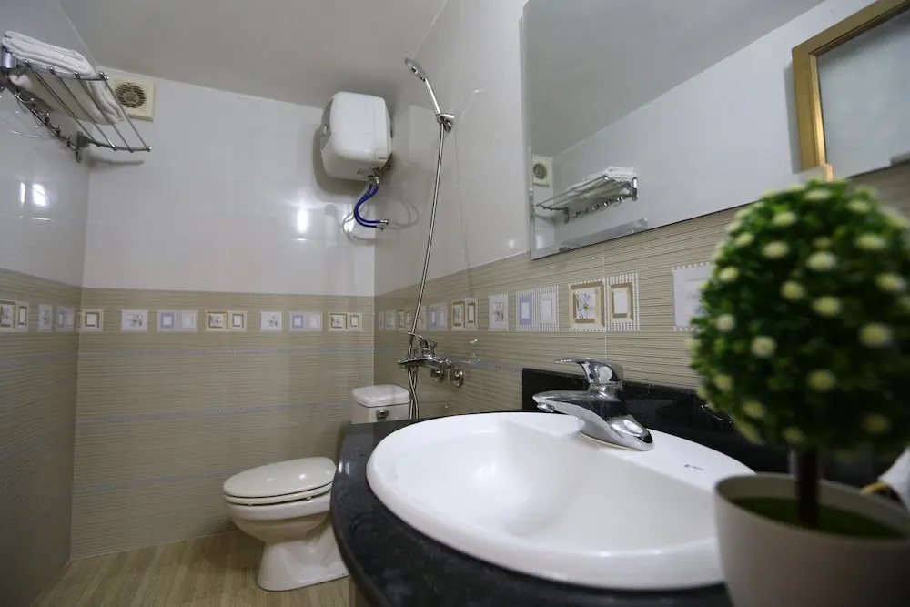 Thong Nhat 2 Hotel