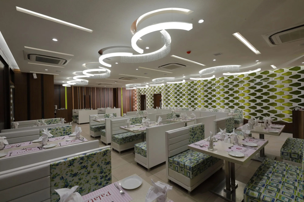 Hotel Pragati The Grand