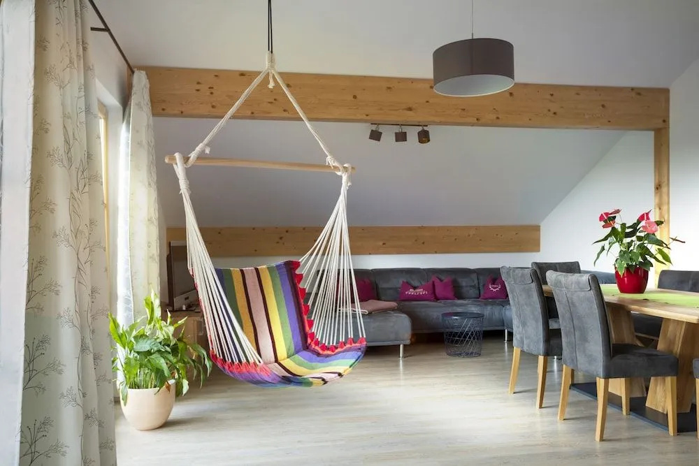 Bernhardhof - Pension, Guest-House & Apartments