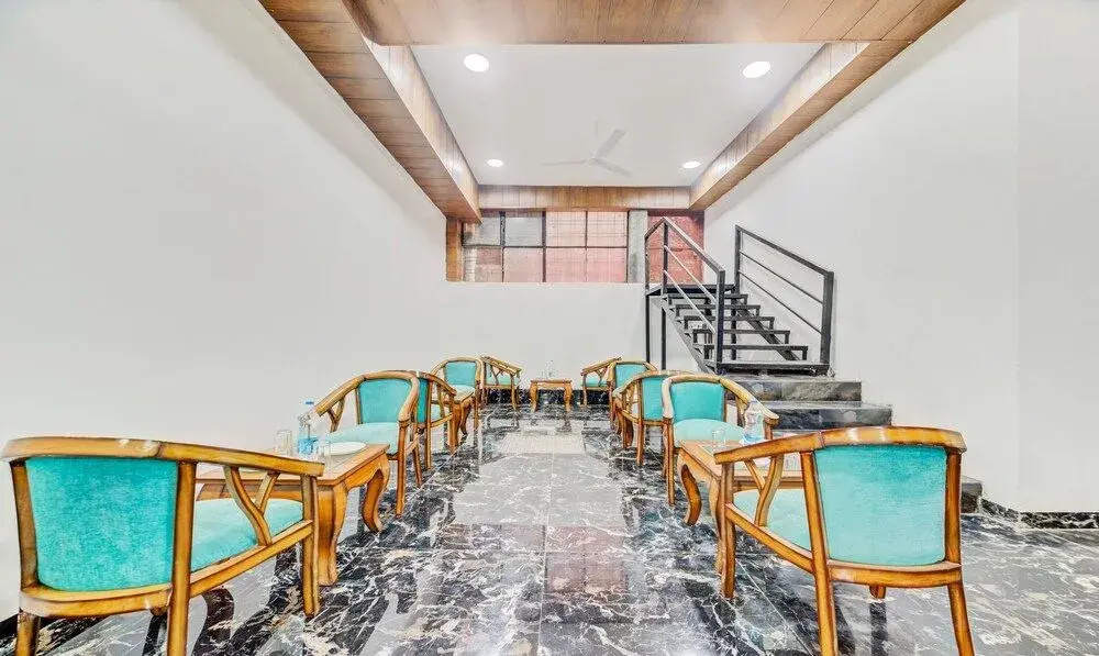 Hotel Ginger Palace Delhi Airport