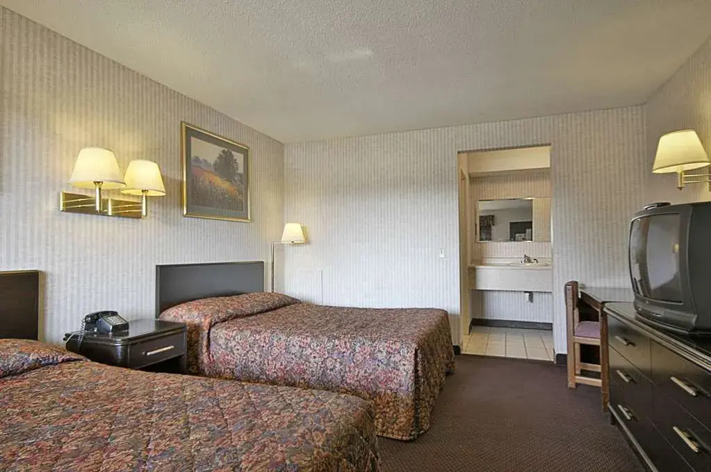 Super 8 East Lansing/University Area