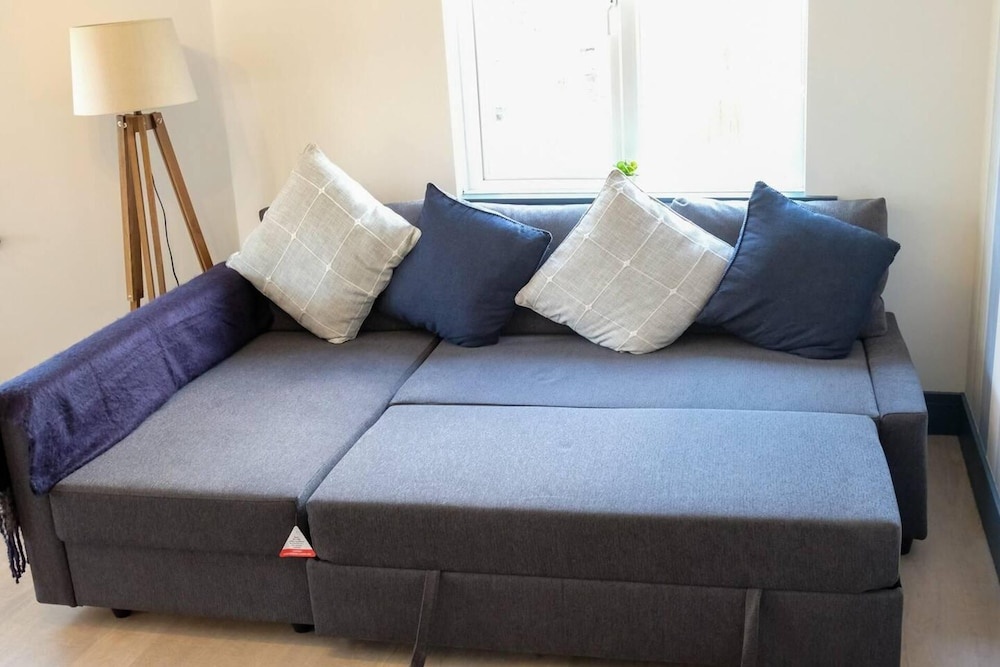 Charming 1-bed Apartment in Bournemouth Near sea