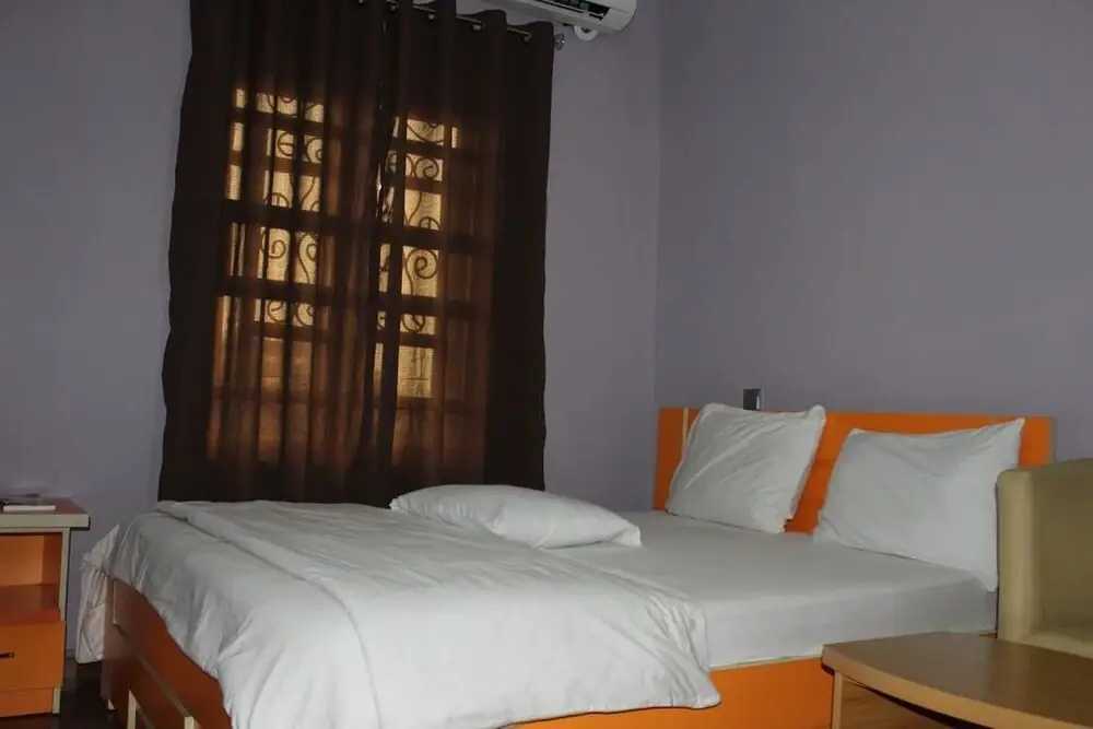 Ayoluyem Hotel