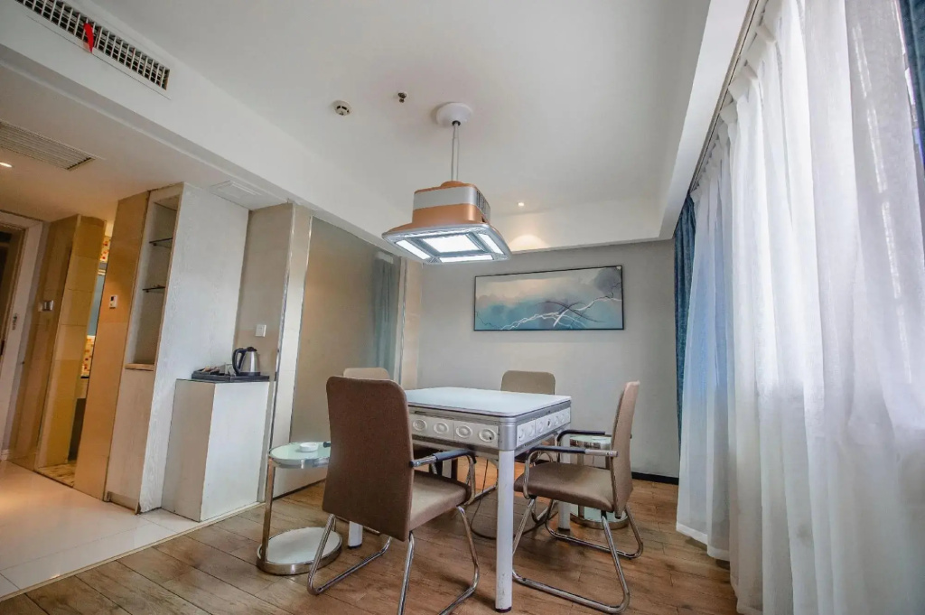 Three-room boutique hotel