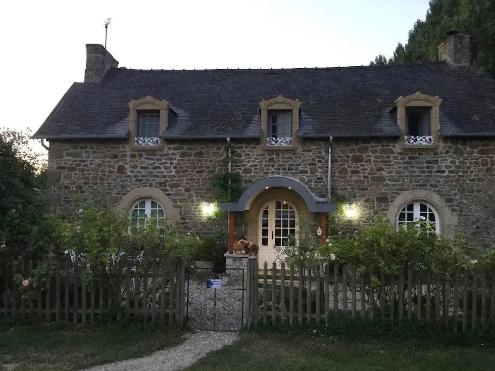 House With 2 Bedrooms in Évran, With Wonderful Lake View, Enclosed Gar