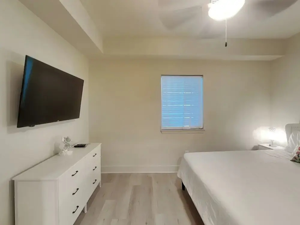 Sea Glass #313 by Southern Vacation Rentals