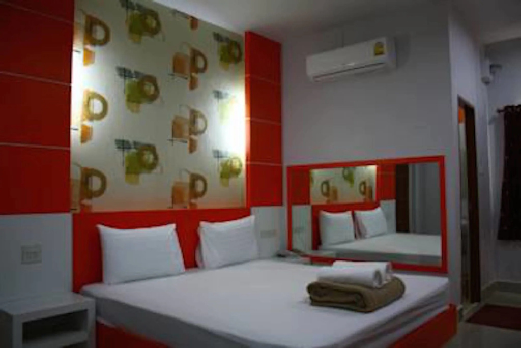 Sabai EZ Hotel