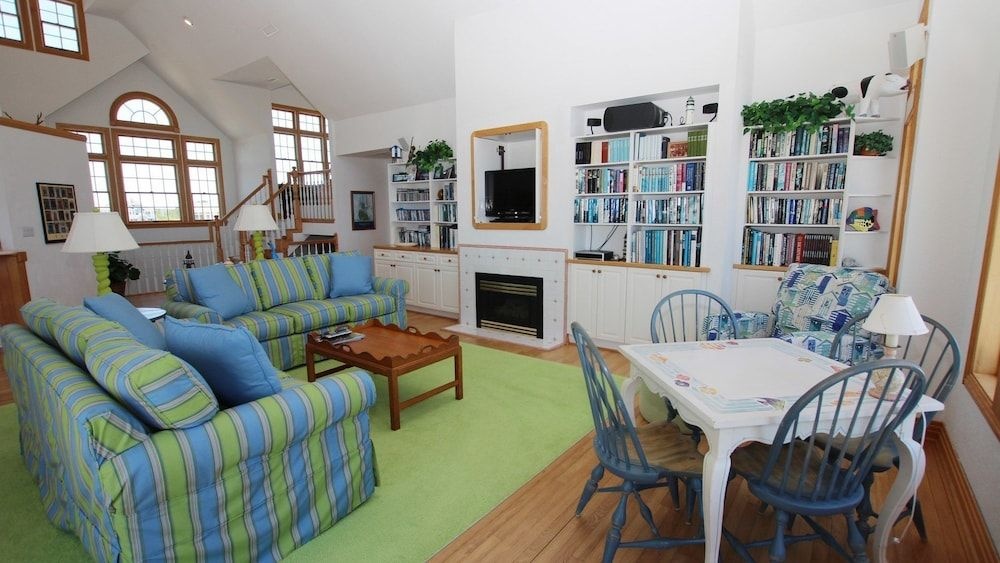 Sandy's Way - 5 Br Home
