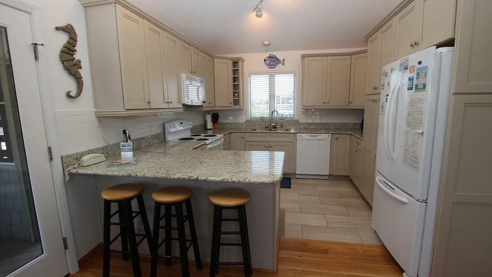 Starfisher Skimmer - 5 Br Home