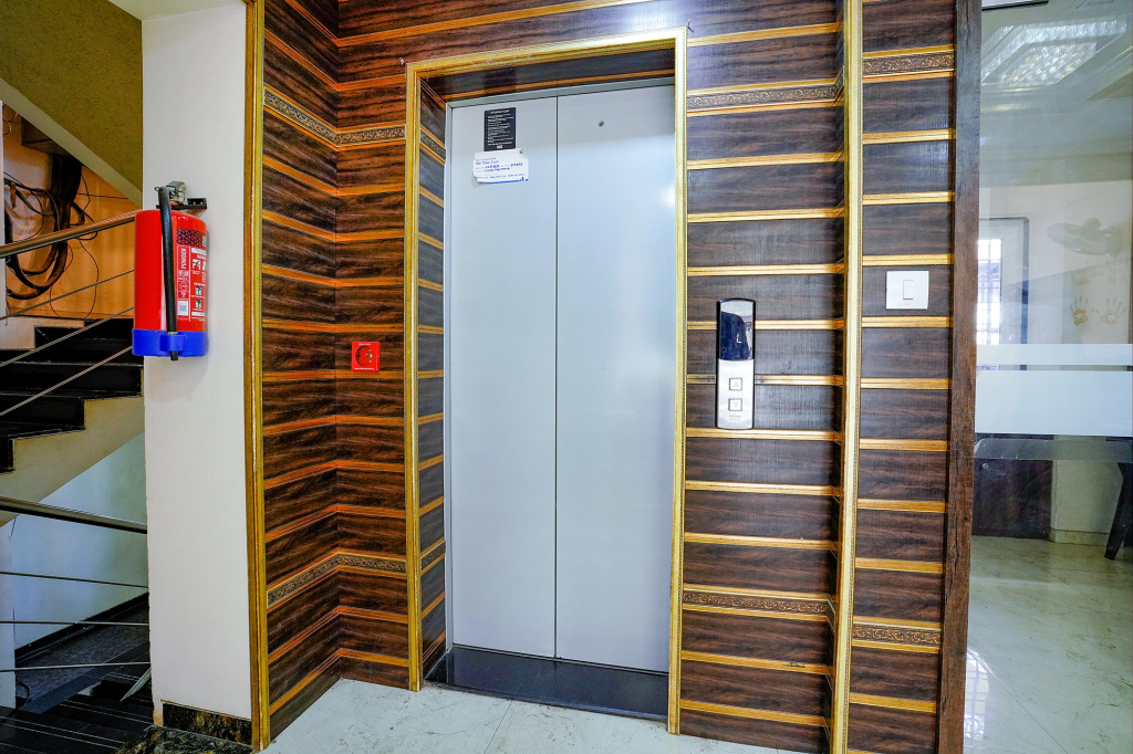 Fabhotel Ramjis Residency