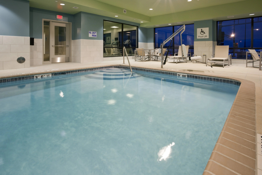 Holiday Inn Express Roseville-St. Paul by IHG
