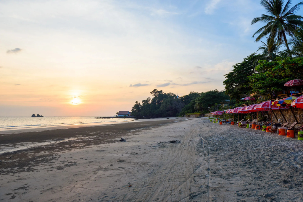 Baansuan Aokhai Beach Resort
