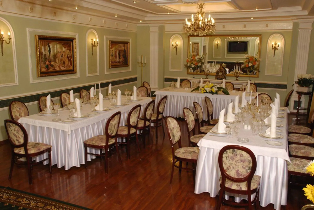 Гранд Отель