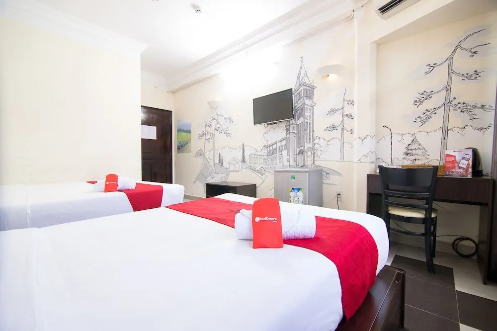 RedDoorz @ Dang Thi Nhu Street