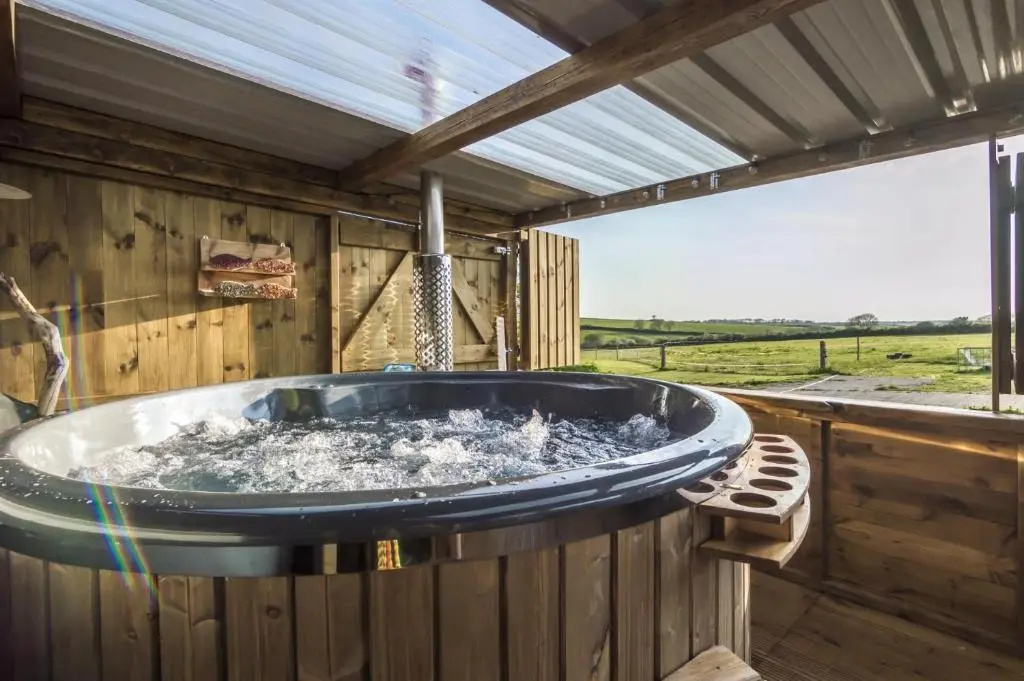Fern Cottage - Luxurious 1 Bedroom - Blossom Farm