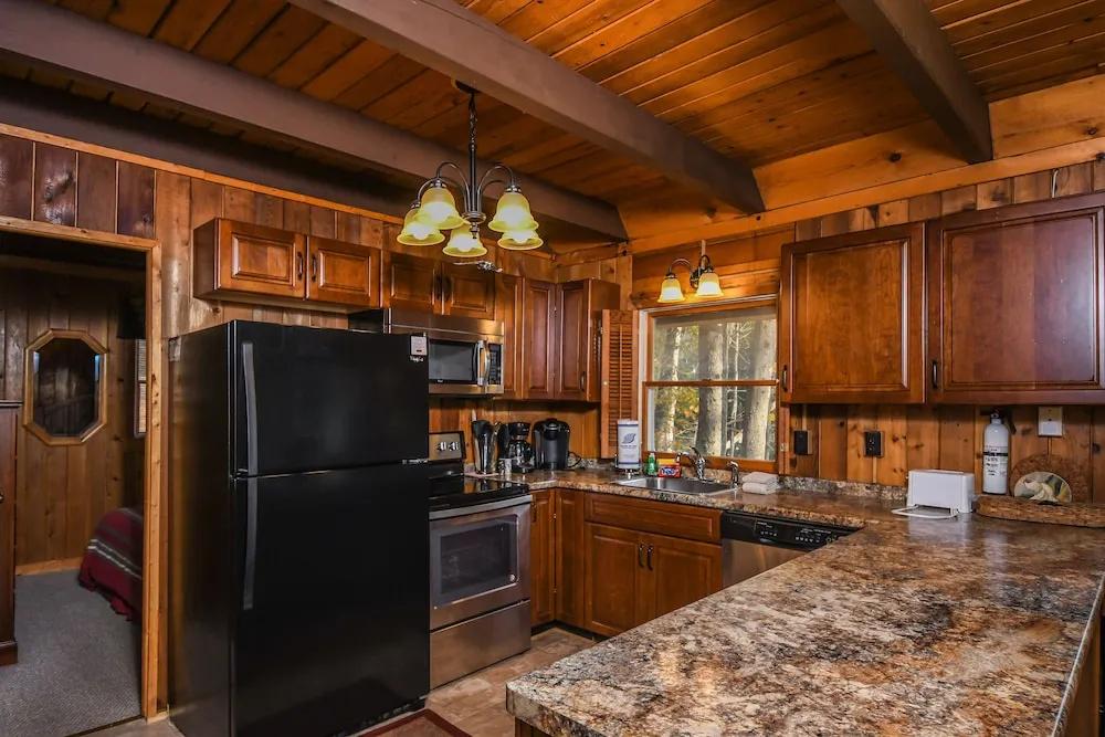 Creekside Cove 4 Bedroom House
