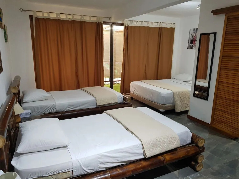 Bugabutik Hotel Resort