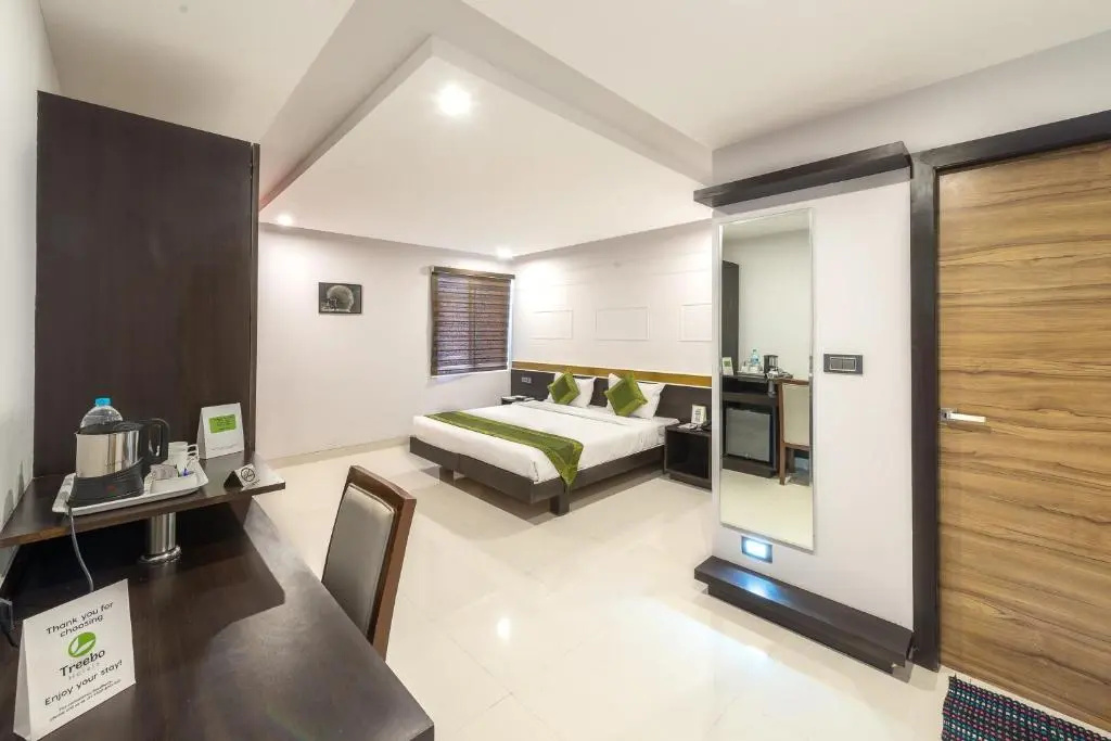 Treebo Raj Premier, Indiranagar