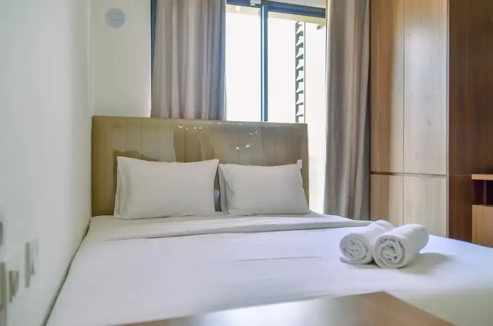 Fully Furnished with Modern Design Studio Sky House BSD Apartment