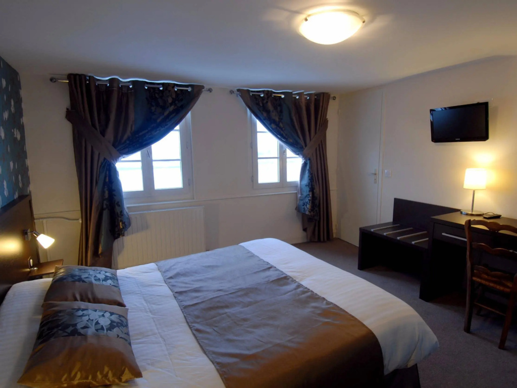 Logis - Hôtel & Restaurant Le Bellevue