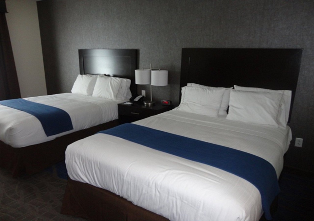 Holiday Inn Express & Suites - Kansas City KU Medical Center by IHG
