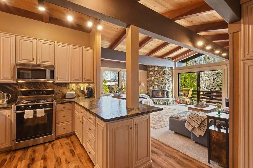 Rocky Ridge Retreat