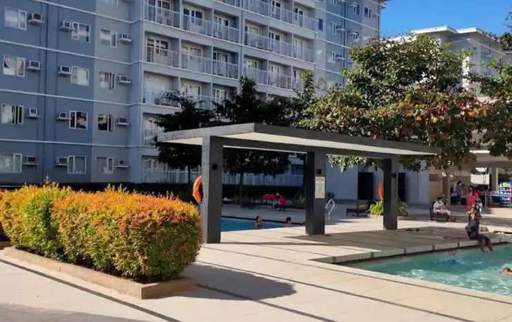 OYO 936 Yumis Condotel Trees Residences