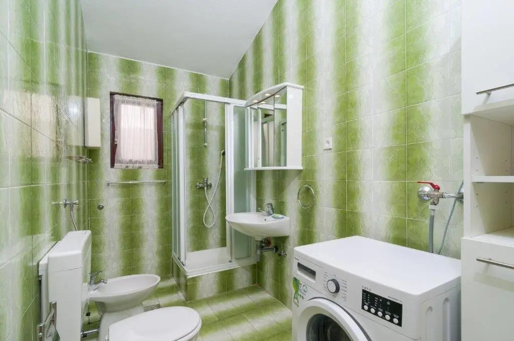 Great 3bedroom family apartment Podstrana