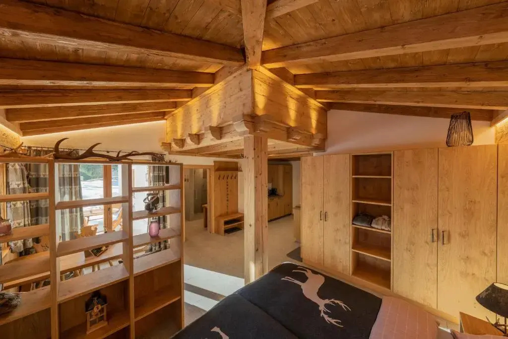 Engadin Chalet - Private Retreat & Appart -St Moritz - Val Bever