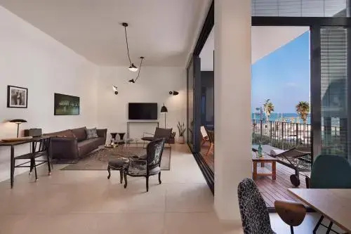 Renoma Apartments