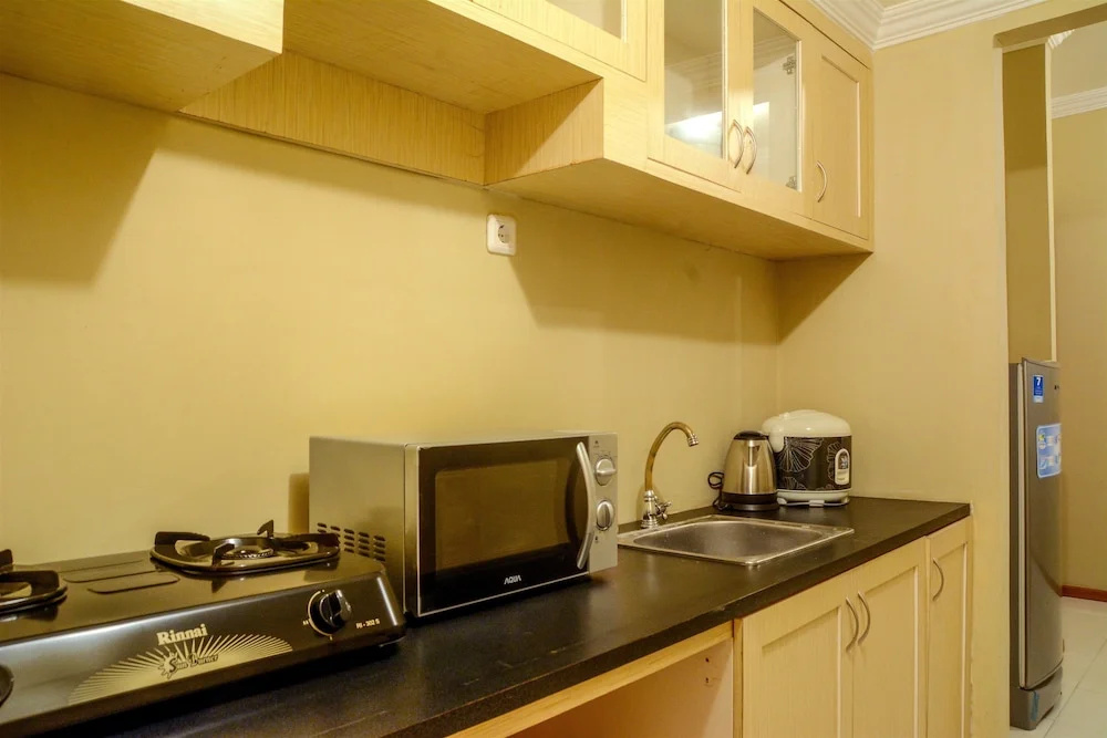 Big 2 BR (76 sqm) Apartment Grand Palace/Pallazo Kemayoran