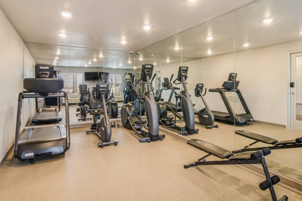 WoodSpring Suites Broomfield-Westminster