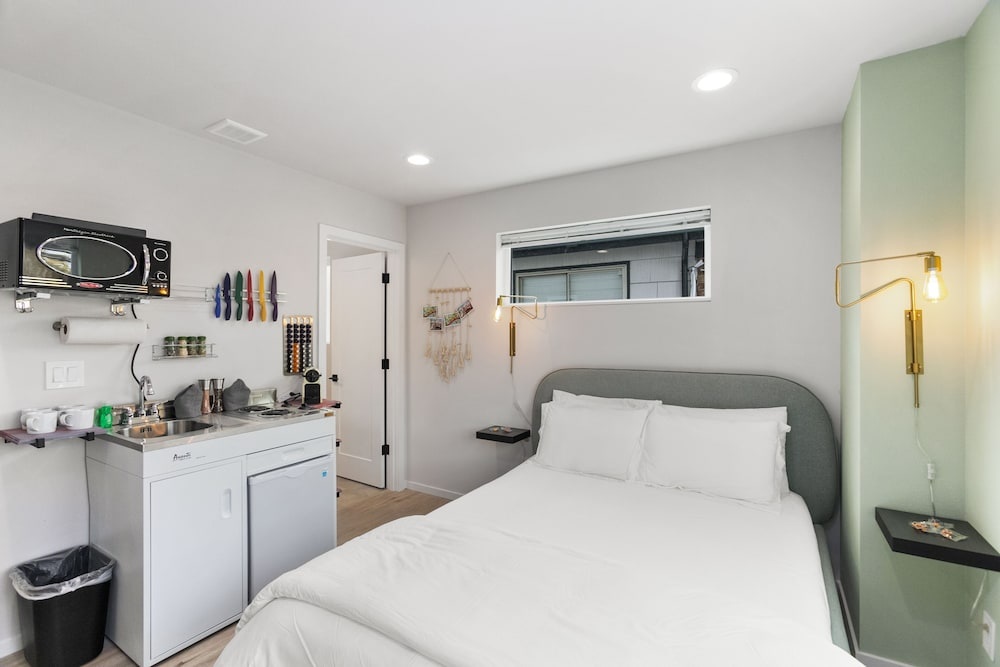 Ballard's sweet suites
